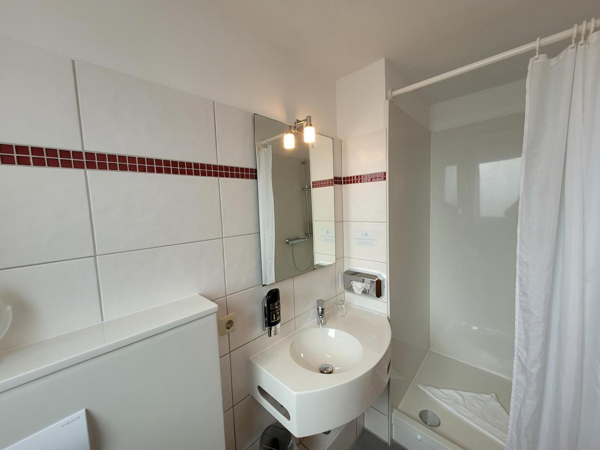 Hotel An'T Yachthaven Harlesiel Zimmer foto